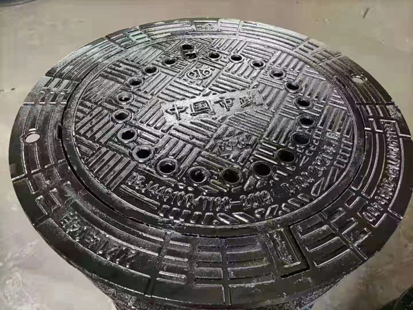 防沉降球墨鑄鐵井蓋的優(yōu)勢(shì) 防沉降球墨鑄鐵井蓋的優(yōu)勢(shì)